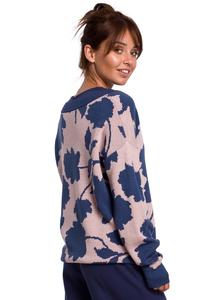 Floral V-neck Sweater - Model 2