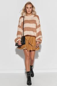 Loose sweater in wide beige and camel stripes